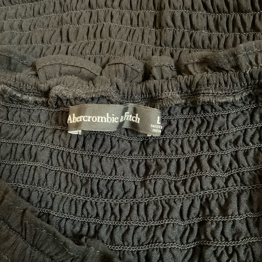 Abercrombie & Fitch Smocked Puff Sleeve Midi Dress - Picture 5 of 6